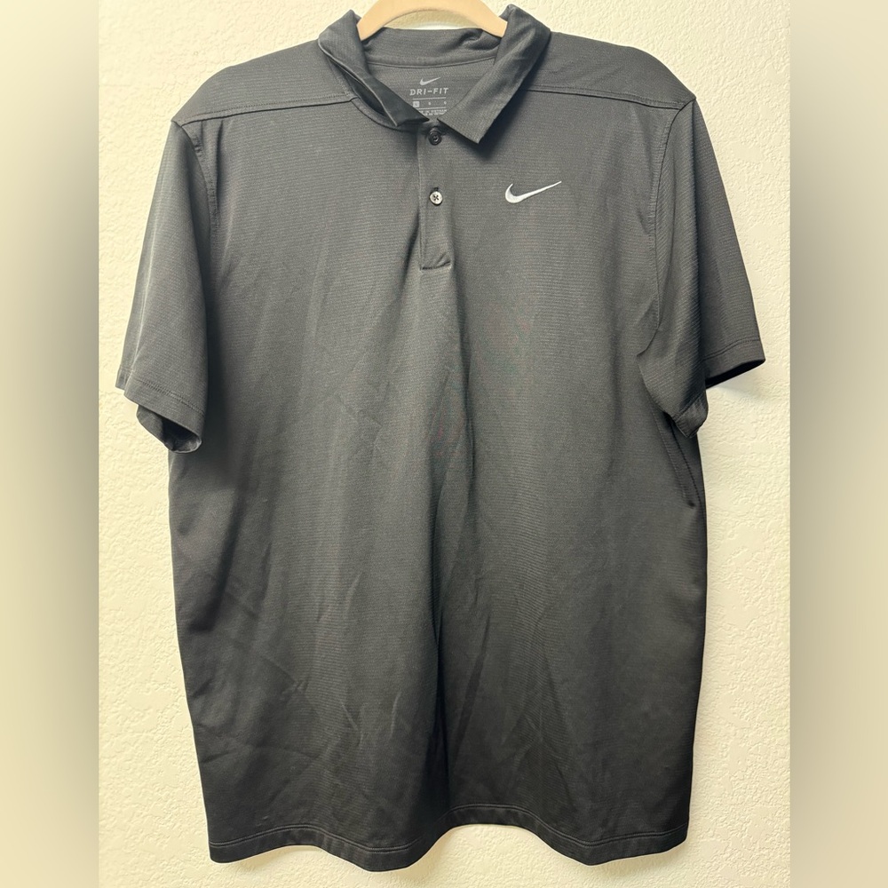 Nike Men’s Golf Shirt